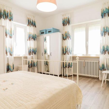 Casa Linda, A Due Passi Dal Mare Apartment Numana Bagian luar foto
