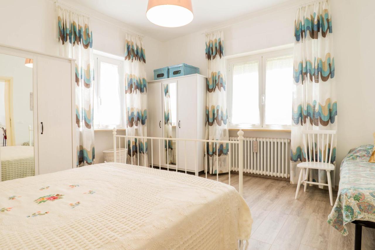 Casa Linda, A Due Passi Dal Mare Apartment Numana Bagian luar foto