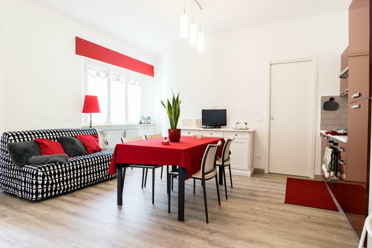 Casa Linda, A Due Passi Dal Mare Apartment Numana Bagian luar foto