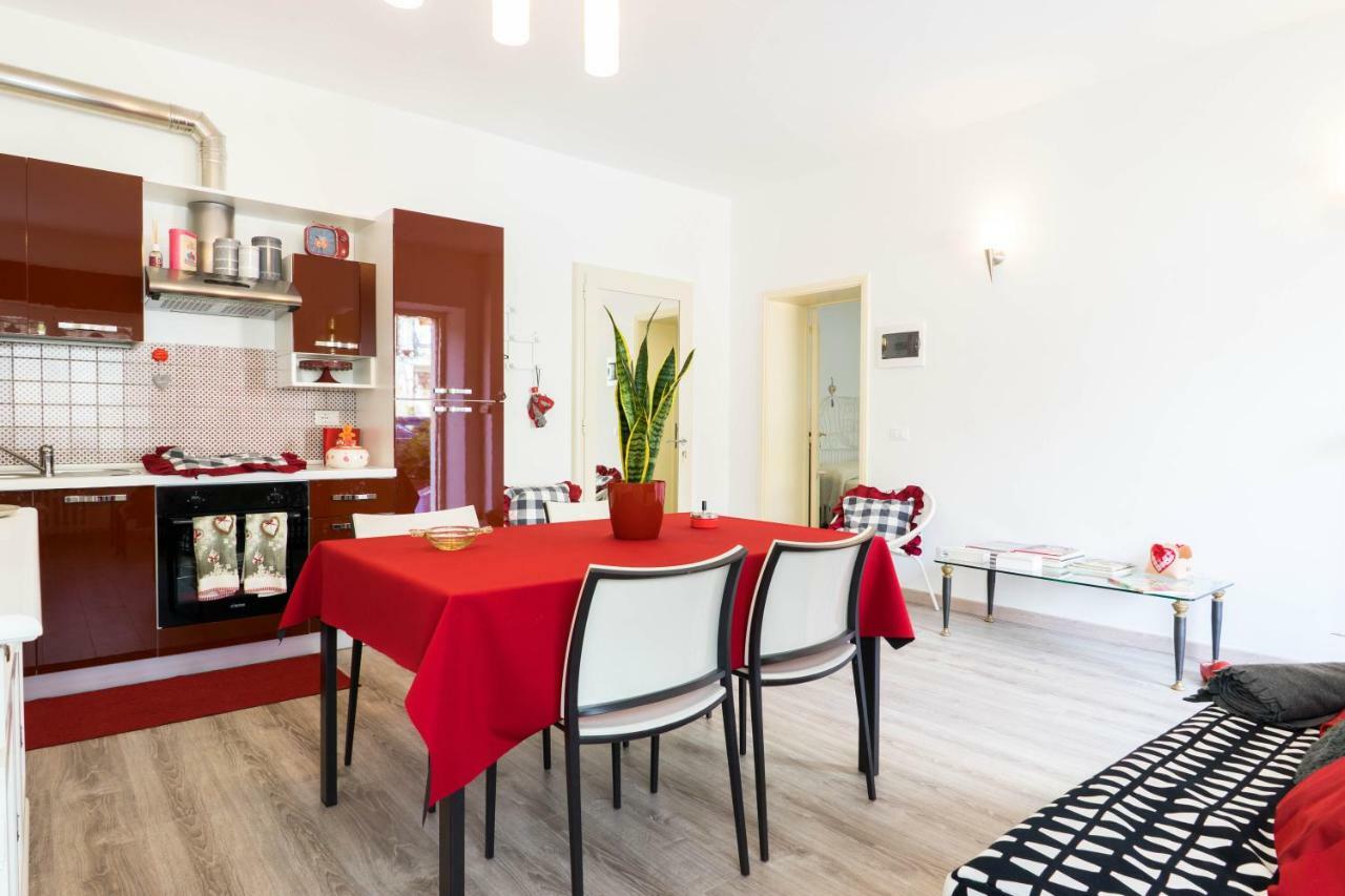 Casa Linda, A Due Passi Dal Mare Apartment Numana Bagian luar foto
